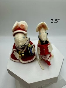 Santa Claus And Mrs Clause Felt Church Mice Folk Art Figures - Picture 1 of 5