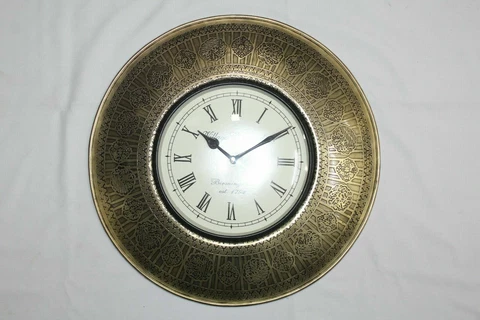Hand engraved design steel shield dhal wall hanging clock yellow C 523 Cover