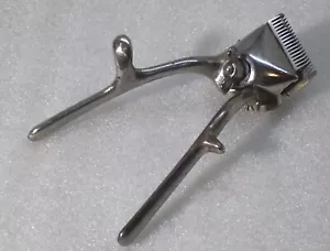 Vintage Chrome Barber Manual Hand Held Hair Clippers Shears Trimmer 000 - Picture 1 of 5