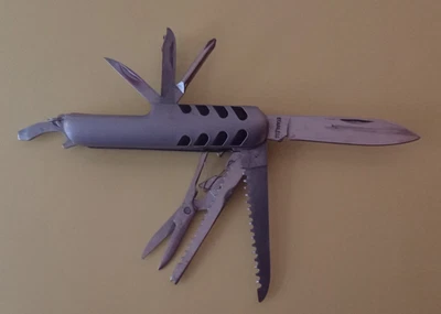 Taschenmesser Multifunktion 9 Funktionen - Bild 1 von 3