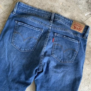 Levi's 711 Jeans Blue Size 28 Skinny Straight Stretch Mid Rise 31x32 - Picture 1 of 11