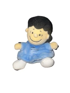 Aurora Peanuts Lucy Plüschpuppe 2024 blaues Kleid Snoopy Gang Charlie Brown 9 Zoll Bean - Bild 1 von 9