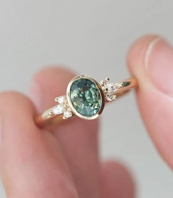 Green teal montana sapphire ring vintage teal sapphire ring Oval cut teal ring - Image 1 of 4