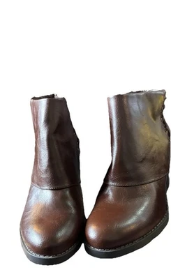 Женские коричневые кожаные сапоги Rampage размер 10 - Изображение 1 из 4