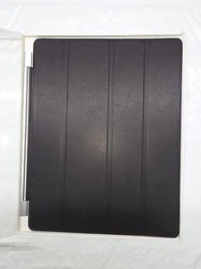 APPLE IPAD 2 SMART COVER LEATHER BLACK MC947LL/A ZZ4-4 - Picture 1 of 3