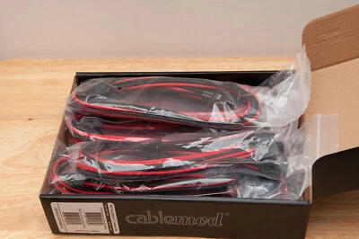 CableMod C-Series PRO ModMesh Cable Kit for Corsair AXi/HXi/RM (Yellow Label) - Image 1 of 3