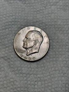 1977 Eisenhower Liberty Flying Eagle One Dollar US Coin - Picture 1 of 8