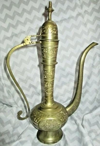 Large Vintage Ornate Etched Brass Teapot Handmade From India - Picture 1 of 8