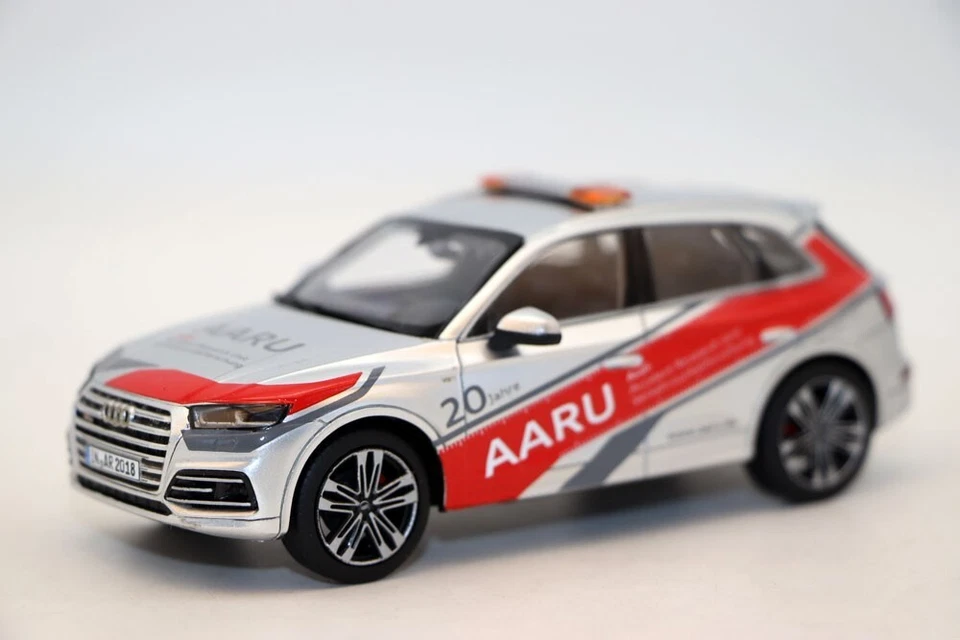 Resin Car Models 1/43 20 Jahre Audi AARU Accident Research Unit For Collection - Image 1 of 4