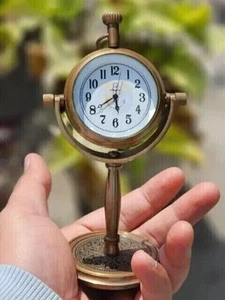 Vintage Messing Schreibtischuhr Tischuhr Antike nautische Uhr Messing - Bild 1 von 6