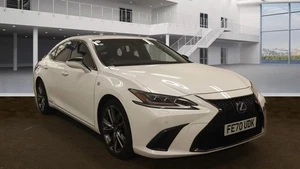 2020 70 LEXUS ES 2.5 300H F SPORT SALOON 4DR PETROL HYBRID E-CVT EURO 6 (S/S) (2 - Picture 1 of 11