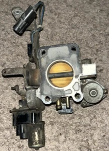 1986 Jeep Cherokee XJ Comanch MJ Throttle Body - Picture 1 of 9
