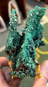 Malachit Tropfstein mit Azurit und Calcit - Bild 1 von 15