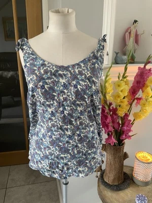 Oasis New With Tags Summer Blouse Sun Top Size 8 Pretty Design - Image 1 of 4