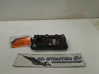 CAJA DE FUSIBLES CAJA FUSIBLES Daewoo / Chevrolet Matiz 2009 96857524 Foto 1 de 3