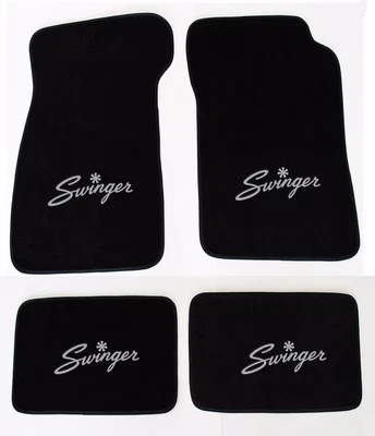 ¡Nuevo! Alfombrillas negras Dodge Dart Swinger 1967-1976 logotipo plateado en los 4 Foto 1 de 4