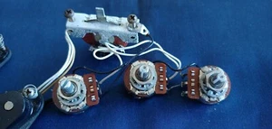 Vintage 1979 Fender USA Stratocaster harness CTS pots, 5 way switch for strat - Imagen 1 de 3