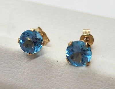 Estate 14K Yellow Gold Aquamarine Gemstone Pierced Post Earrings 5mm - Image 1 of 4