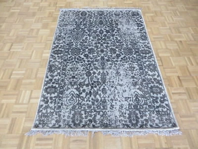 4'7 X 6'7 Hand Knotted Gray Tone On Tone Wool & Silk Oriental Rug G5929 - Image 1 of 4