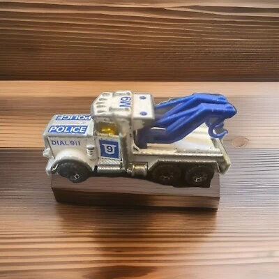 VTG  1981 Matchbox Peterbuilt M9 Police Wrecker Tow Truck Semi Diecast 3” - Image 1 of 4