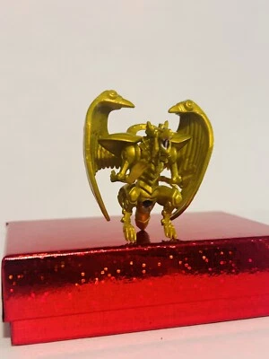 Yu-Gi-Oh! 1996 Mini Figura Dragón de Ra de 2" Dorado Alado De Colección ¡Bonita! GRAN FORMA Foto 1 de 4