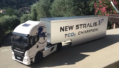 Camion Truck Iveco New Stralis XP Pegaso 2016 - Die Cast Model 1/43 - Immagine 1 di 4