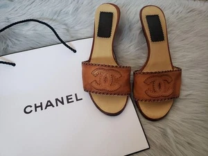 Women 6.0US Chanel Coco Mark Leather Sandals - Picture 1 of 6