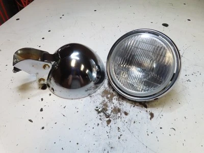 Faro y canastilla Suzuki Marauder GZ250 250 2009 Foto 1 de 4