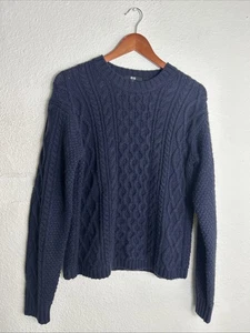 Uniqlo Men’s Small Pullover Knit Navy Blue Acrylic Wool Blend Sweater - Picture 1 of 16
