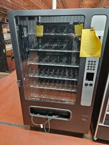USI 3535 5 Wide Six Tray Dual Coil Snack Machine With IVend Sensor Snack Machine - Picture 1 of 7