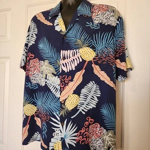 Men's Hawaiian Shirt Winnie Fashion Blue Floral Pinapples Rayon Made in Hawaii L - Picture 1 of 8
