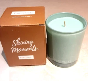 PARTYLITE  Duftwachsglas ESCENTIAL GLAS HONEYDEW - HONIGMELONE  Hellgrün  G10352 - Bild 1 von 1