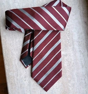 HUGO BOSS Krawatte, 100% Seide Dunkelrot Gestreift - Bild 1 von 7