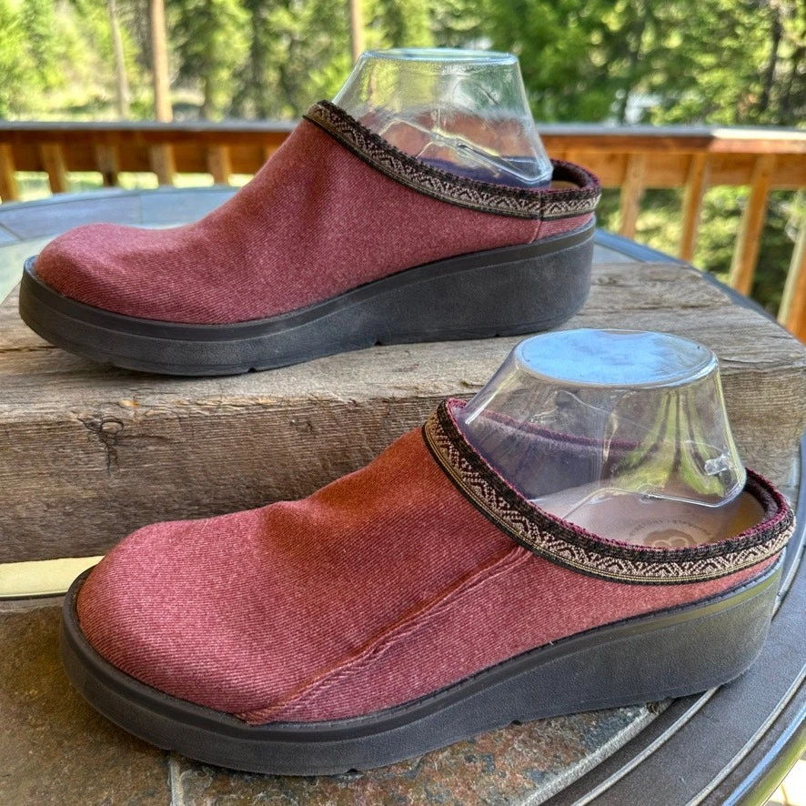 Zueco sin cordones Bzees Flagstaff 9W cómodo para caminar trabajo informal lavable tejido elástico Foto 1 de 4