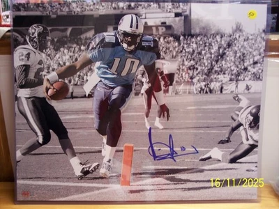 CERTIFICADO PIA DE LOS TITANES DE TENNESSEE 16X20 FIRMADO POR VINCE YOUNG Foto 1 de 3