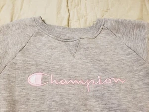 CHAMPION-Girls-XL- Sweatshirt-Gray w/Pink Logo-Pullover-Authentic Atheletic Wear - Picture 1 of 5