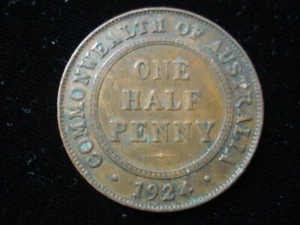 Australian 1924 Half Penny Coin 6 Pearls Center Diamond KGV Scarce (SA07) - Imagen 1 de 2