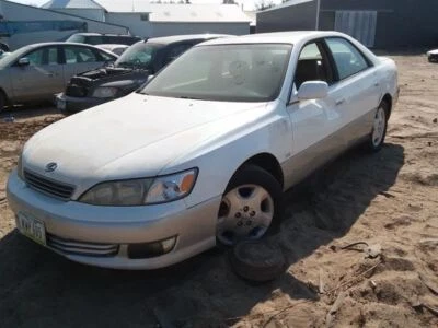 Cinturón de seguridad trasero ES300 2000 2011225 Foto 1 de 4