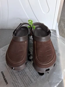 crocs - Picture 1 of 4