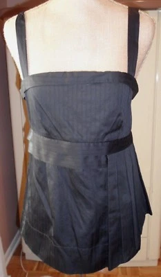 MARC BY MARC JACOBS BEAUTIFUL TAILORED TOP WITH UNIQUE DETAILS, PERFECT FOR ALL  - Image 1 of 4