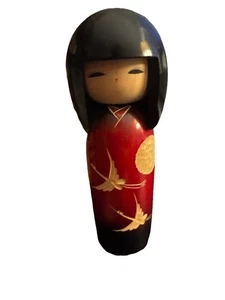 Kokeshi Wood Doll 7” Tall Black Hair Japan w Label Label Red Carved Body - Picture 1 of 3