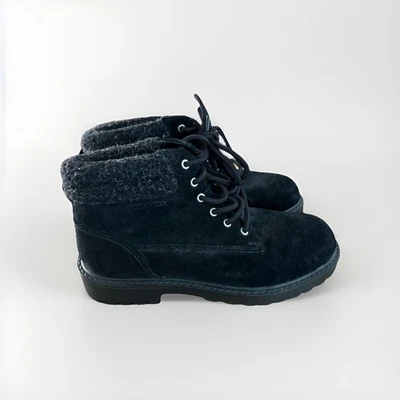 Botas Predictions Maxie de cuero con cuello de oveja para mujer 6,5 W negras Foto 1 de 4