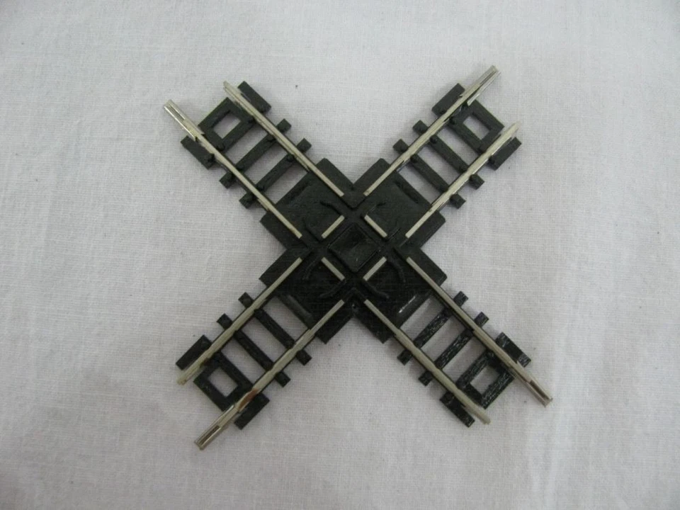 Model Power N Scale 90 Degree Crossover Track Set of 2 (New) - Image 1 of 1
