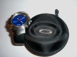 Oakley Soft Travel Watch Case Clamshell HTF - Picture 1 of 6