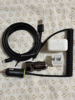 Lot of 5 Chargers Apple A1385 A1401 Belkin 2.4A Blackweb Car + Verizon Cable - Image 1 of 4