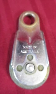 FICO BLOCK PULLEY HALYARD MELGES 16 SCOW SAIL 1 1/4" WIRE SHEAVE DINGHY LINE - Picture 1 of 2