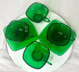 Vintage Lot of 6 Anchor Hocking Glass Forrest Green Charm 4 Cups and 2 Saucers - Picture 1 of 14