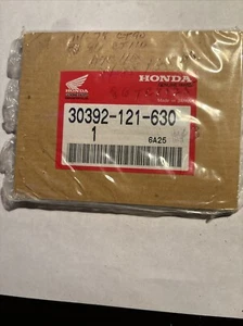 30392-121-630 Honda OEM Gasket  - Picture 1 of 2