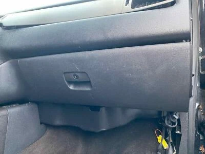 Chevy Silverado 2500 HD LTZ 6.0L OEM Glove Box 2007 2008 2009 2010 2011 12 13 14 - Image 1 of 3