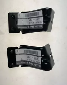 2*Nissan Qashqai J11 From 2013 Holder Support Bumper Rear L+R New 79185-4EA0A - Picture 1 of 7